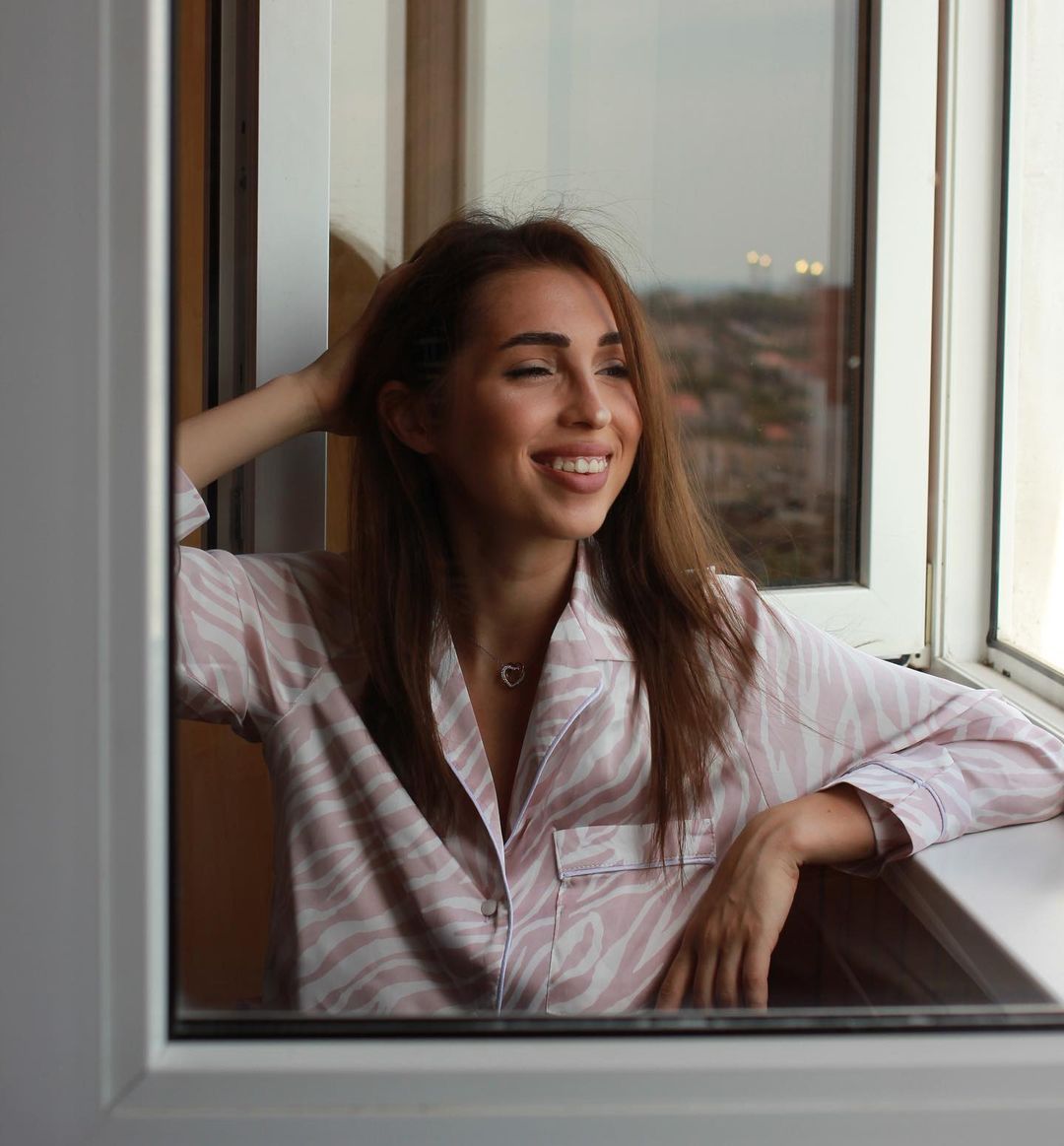 Aisultana онлифанс. AISUX.